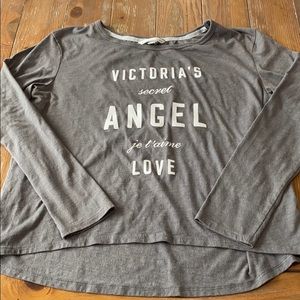 VS long sleeve tee